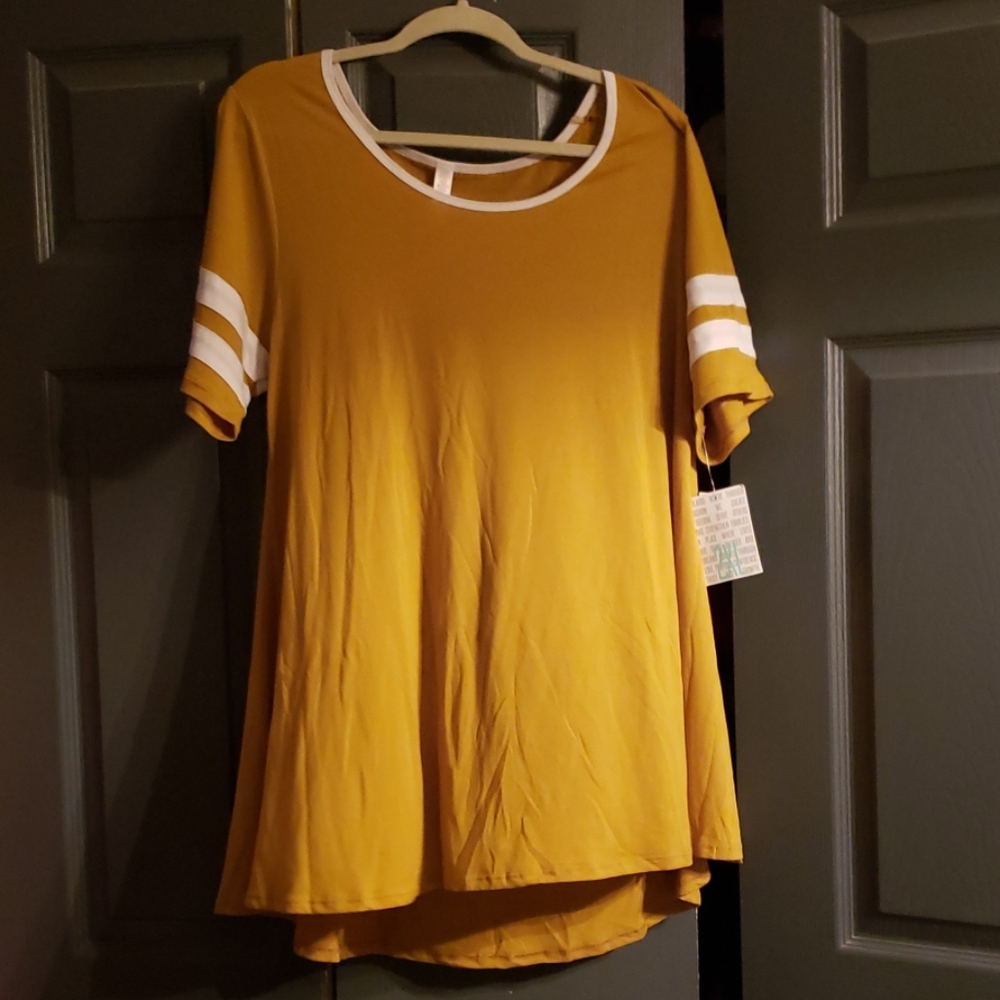 Lularoe perfect tee football tee style